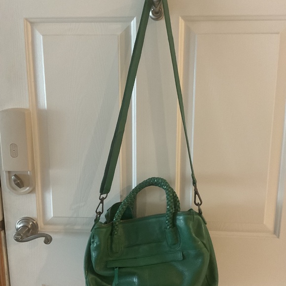 Latico Roam crossbody - Picture 4 of 8